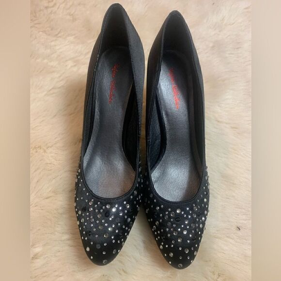 Menbur Black Heels with Rhinestone Toe Details size 8.5 - Picture 4 of 10